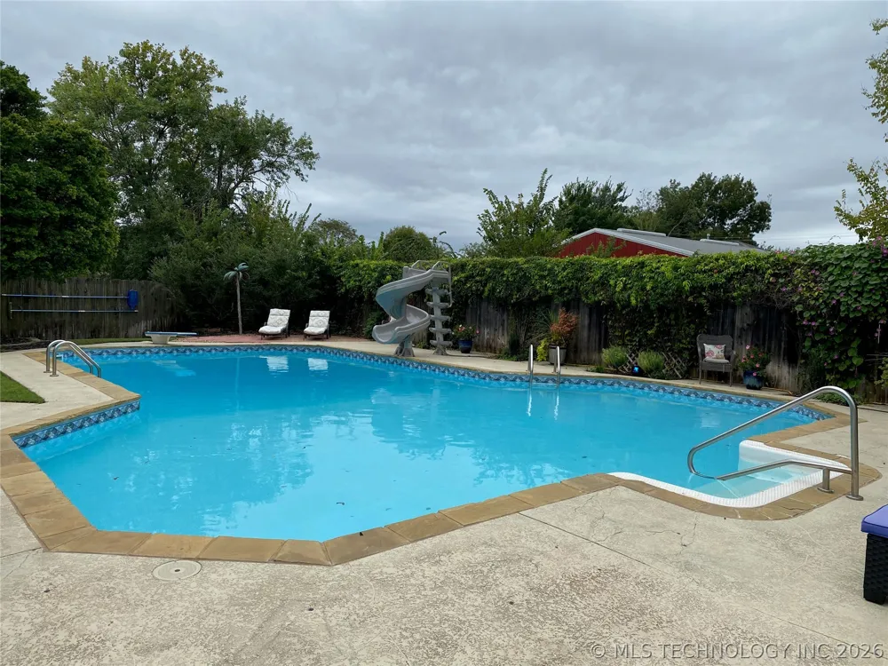 1023 Oak Sulphur, OK 73086