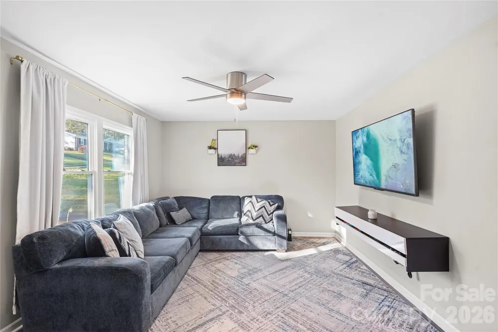 624 Dundeen Drive Gastonia, NC 28052
