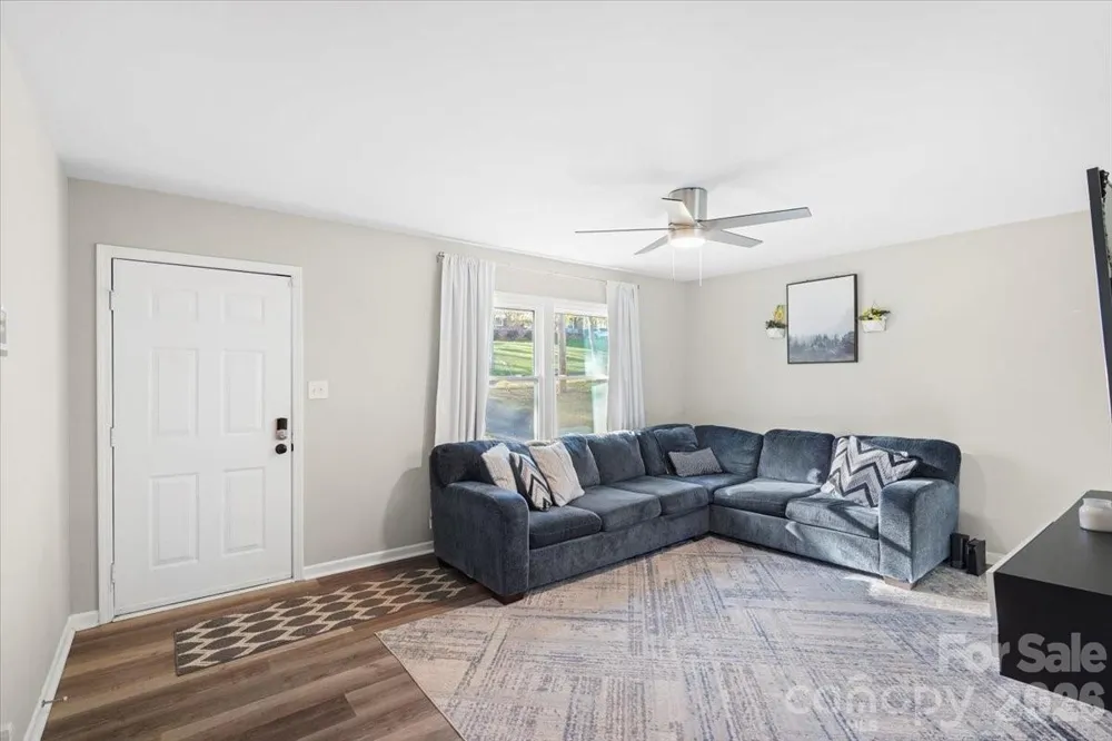 624 Dundeen Drive Gastonia, NC 28052