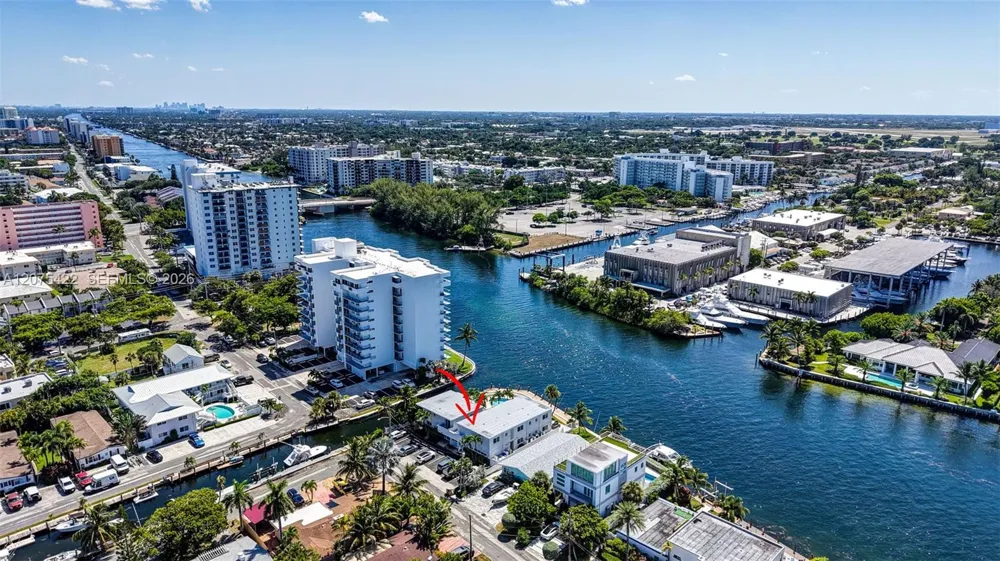 1705 Riverside Dr #2 Pompano Beach, FL 33062