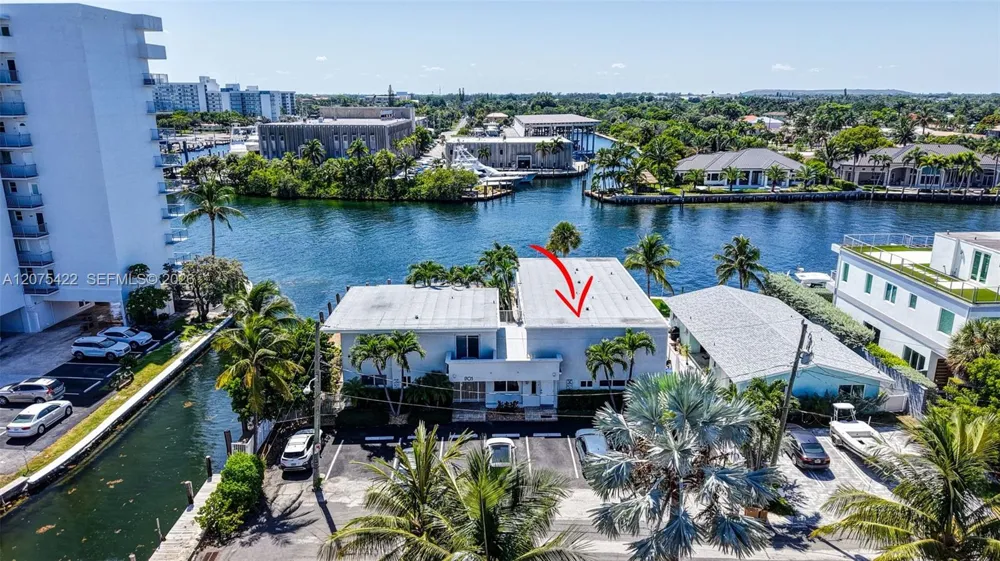 1705 Riverside Dr #2 Pompano Beach, FL 33062