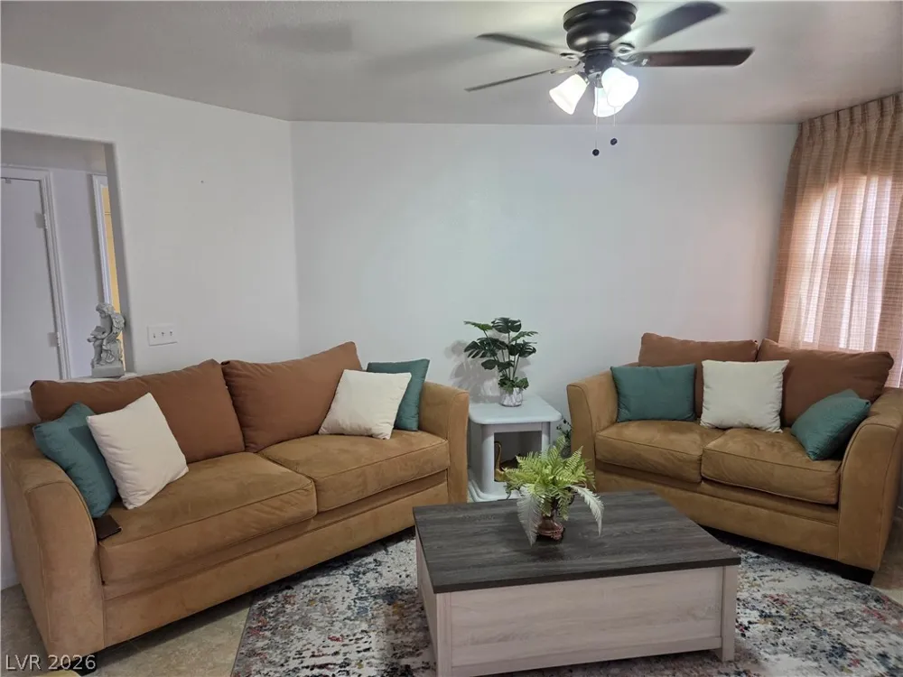 4555 E Sahara Avenue #274 Las Vegas, NV 89104