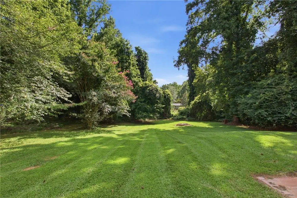 65 Tradewinds Road Cleveland, GA 30528