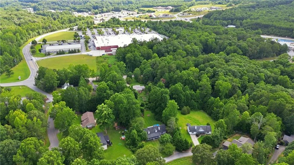 65 Tradewinds Road Cleveland, GA 30528