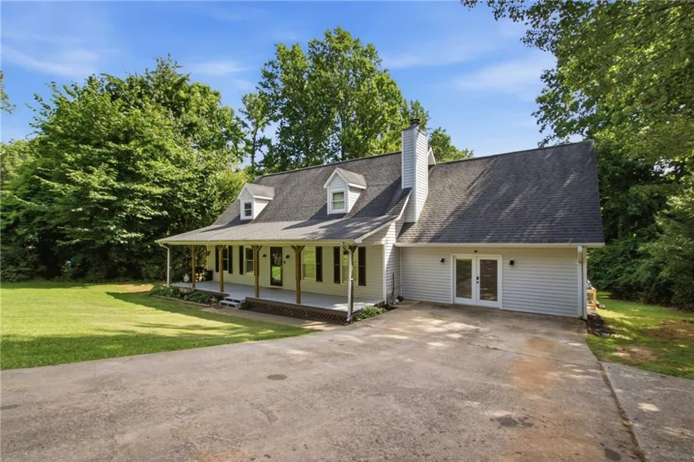65 Tradewinds Road Cleveland, GA 30528