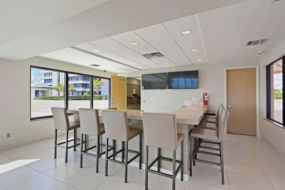 5510 OCEAN DRIVE #7B Singer Island, FL 33404