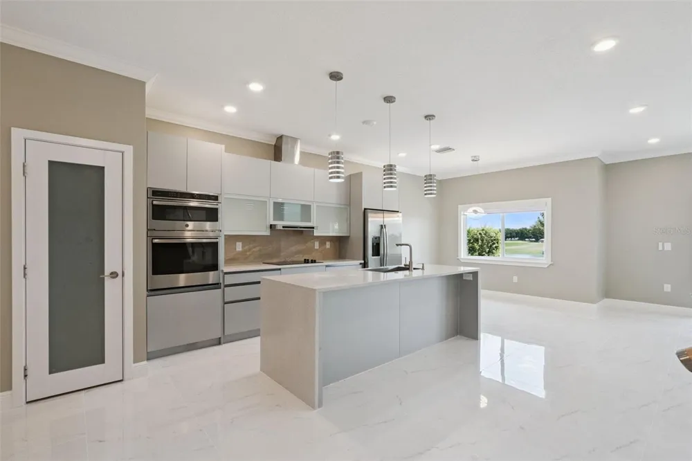 1993 GREENBRIAR TERRACE Davenport, FL 33837