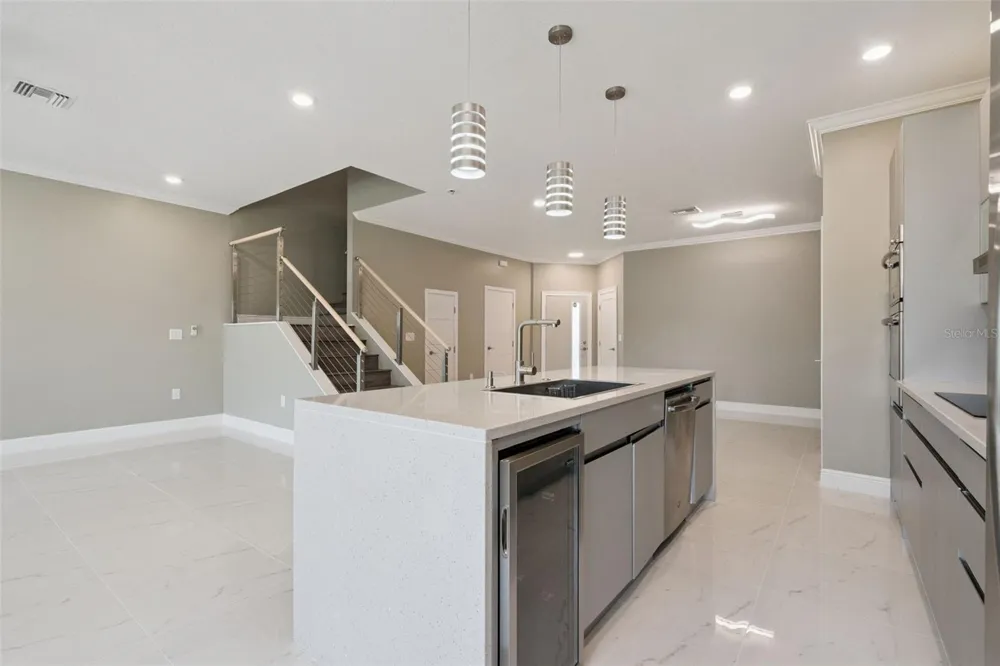 1993 GREENBRIAR TERRACE Davenport, FL 33837
