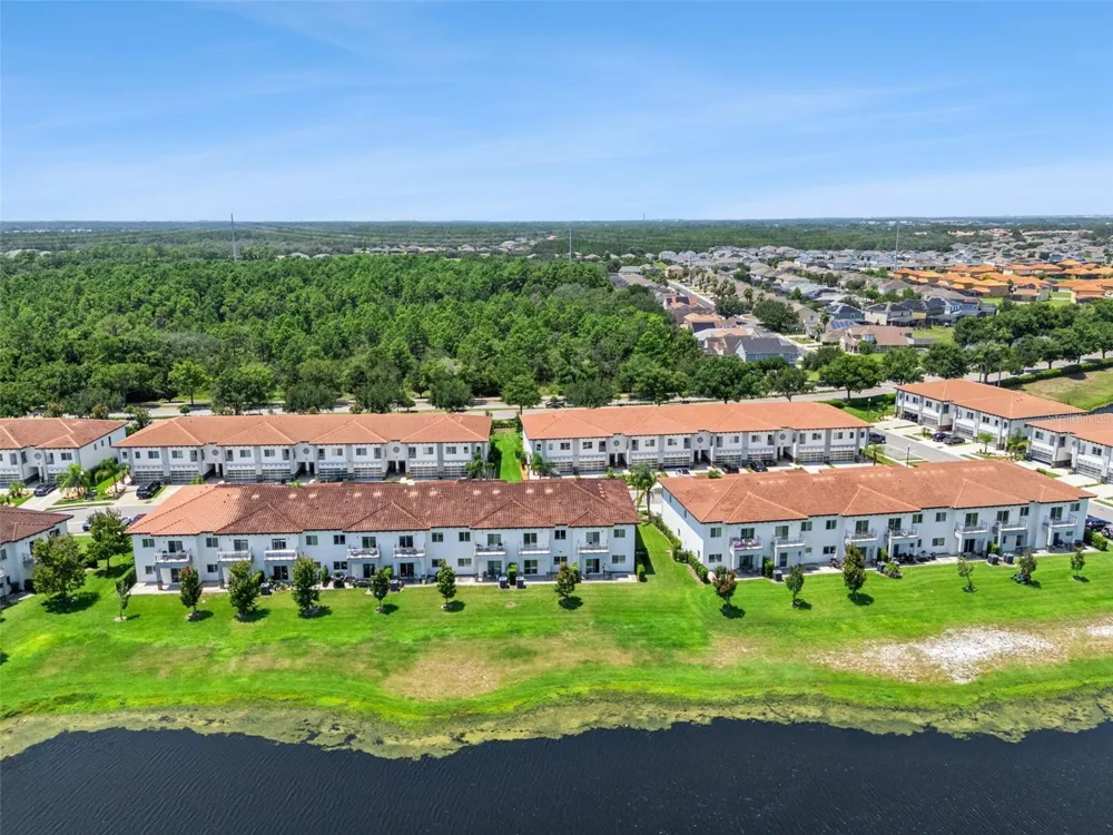 1993 GREENBRIAR TERRACE Davenport, FL 33837