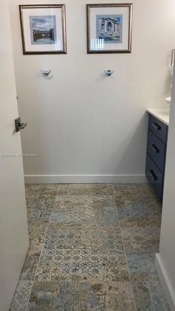 1195 NW 125th Ct #101 Miami, FL 33182