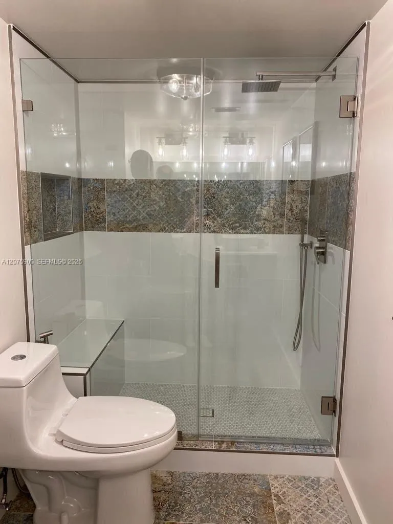 1195 NW 125th Ct #101 Miami, FL 33182