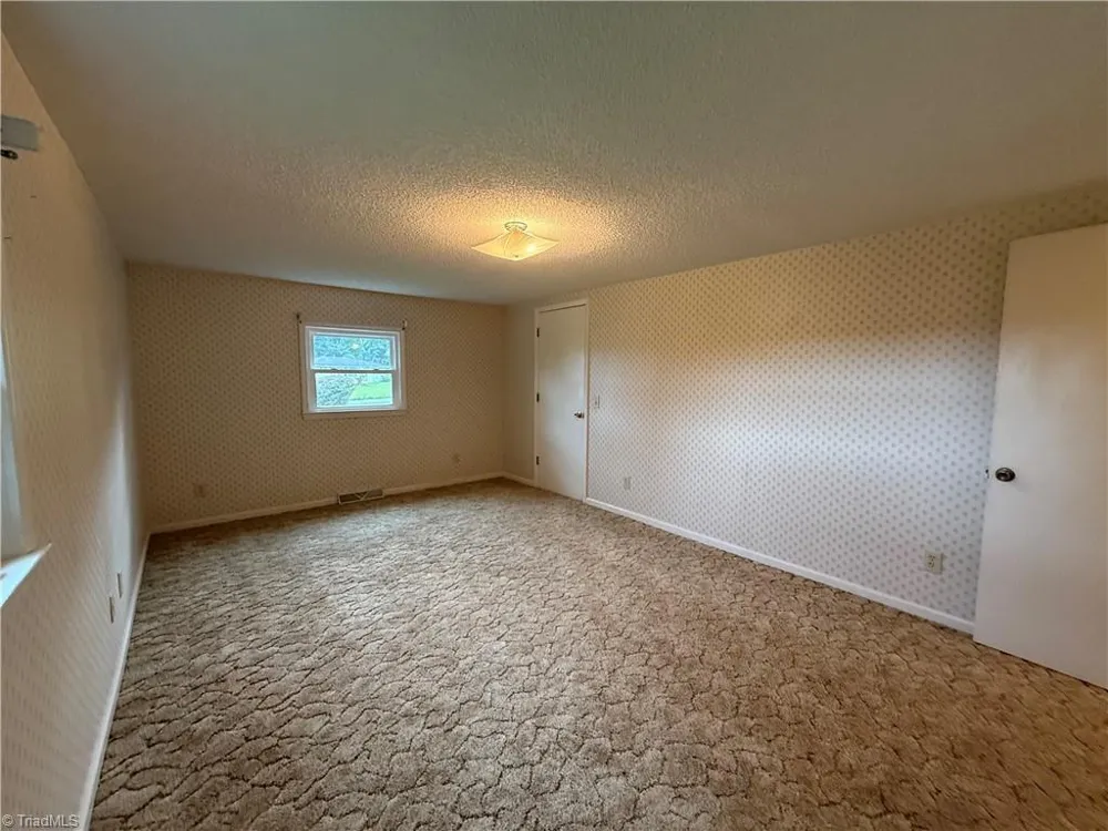 6679 Lackey Road Staley, NC 27355