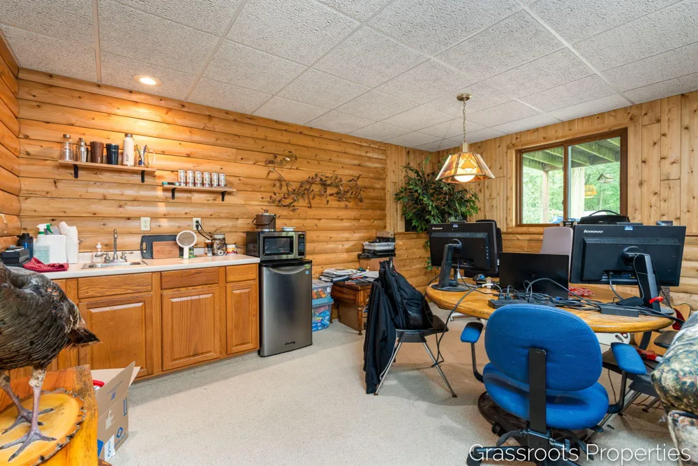 11328 56th Avenue Allendale, MI 49401