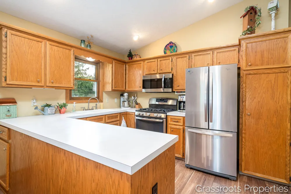 11328 56th Avenue Allendale, MI 49401