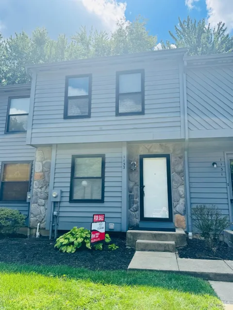 1133 Chestnut Court #221