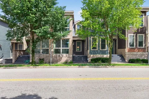 438 Northern Avenue