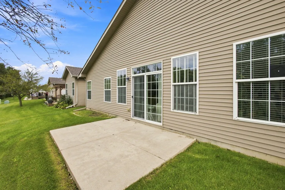 1425 Mybeck Place Crown Point, IN 46307