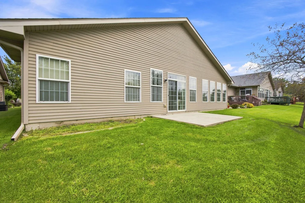 1425 Mybeck Place Crown Point, IN 46307
