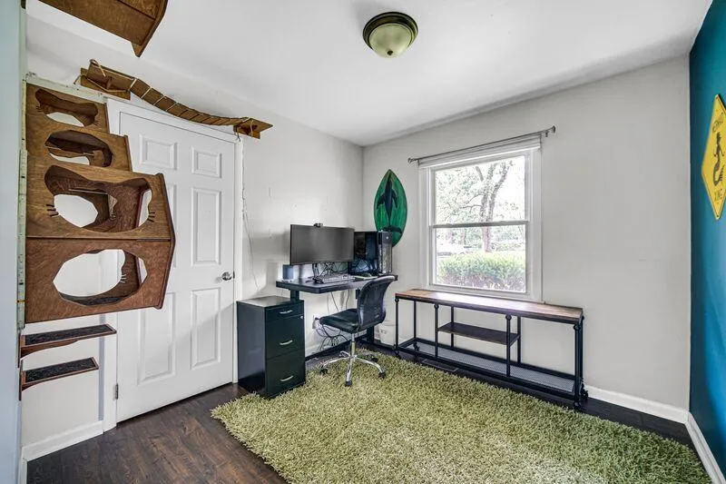 2919 Drexel Drive Hobart, IN 46342