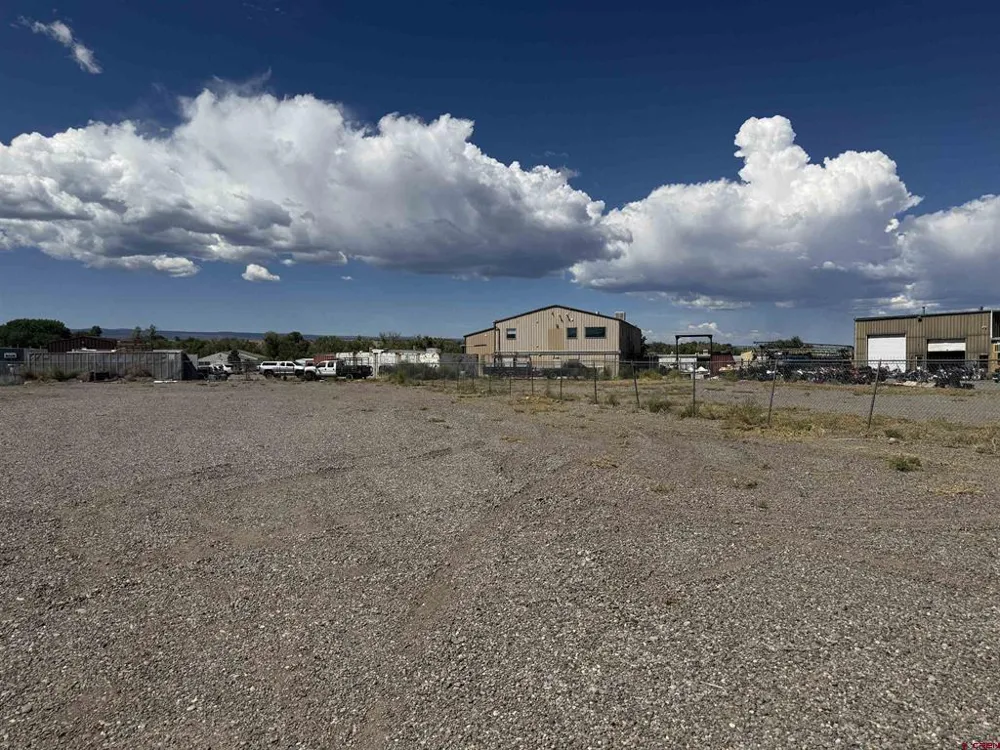 1765 & 1775 Launa Drive Montrose, CO 81401