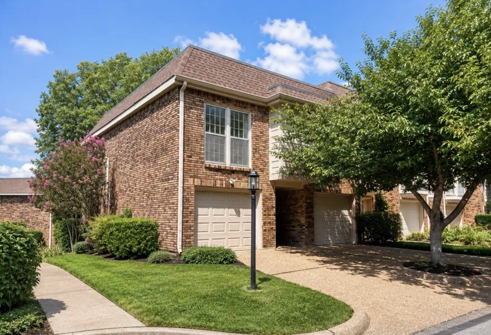 401 Bowling Ave #17 Nashville, TN 37205