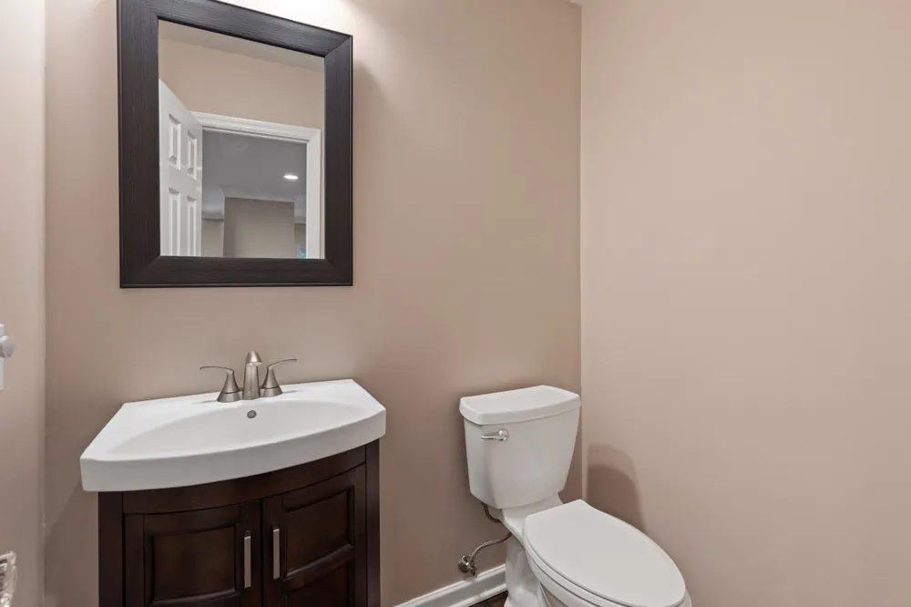 401 Bowling Ave #17 Nashville, TN 37205
