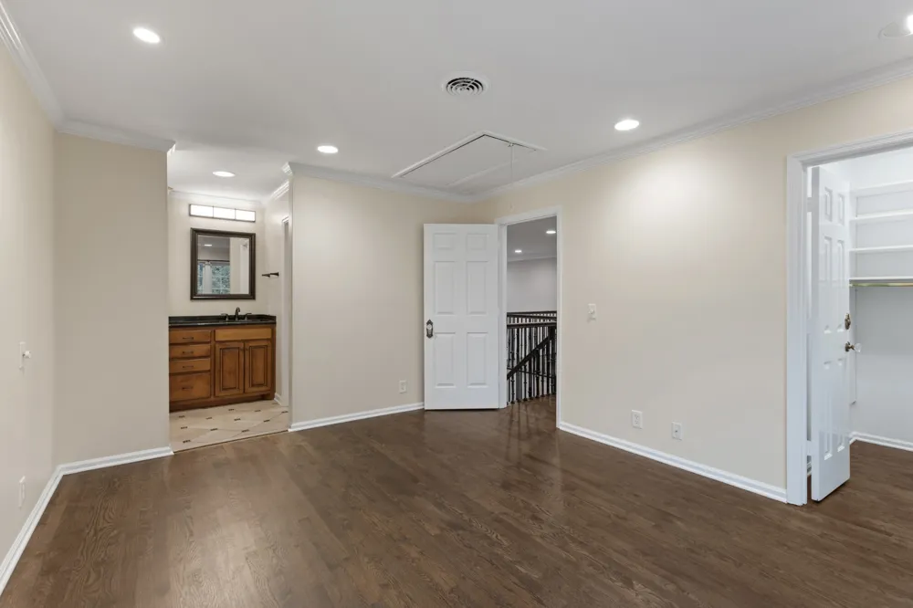 401 Bowling Ave #17 Nashville, TN 37205