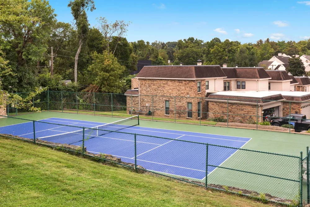 401 Bowling Ave #17 Nashville, TN 37205