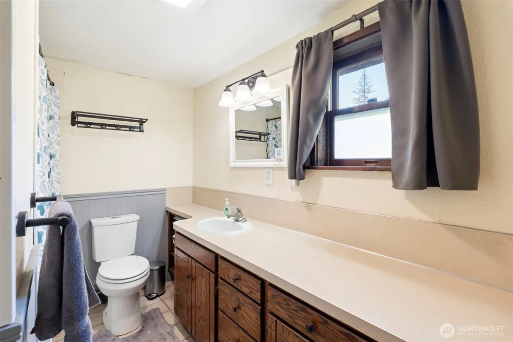 293 Logan Hill Road Chehalis, WA 98532