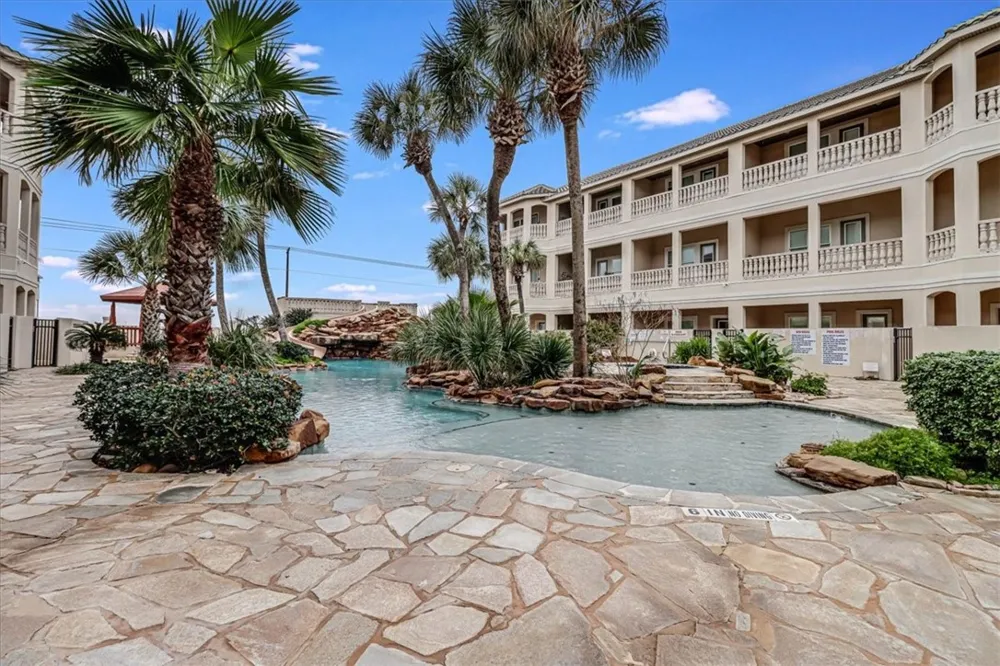 14910 Leeward Drive #304 Corpus Christi, TX 78418