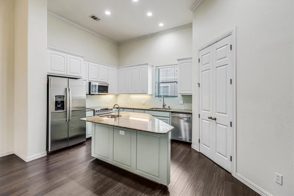 14910 Leeward Drive #304 Corpus Christi, TX 78418