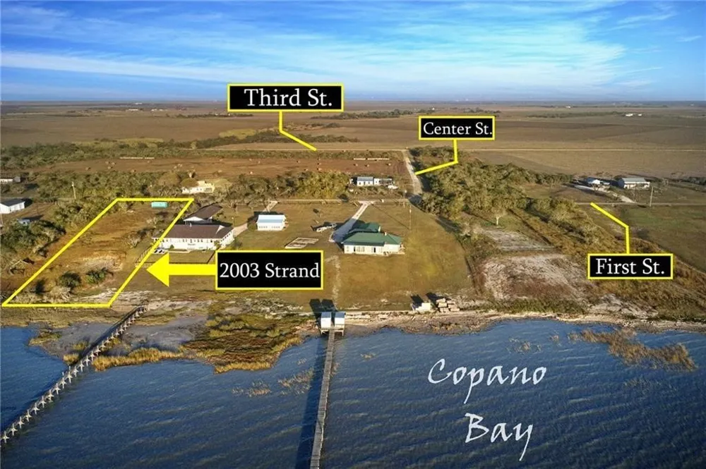 2003 Strand Drive Bayside, TX 78340