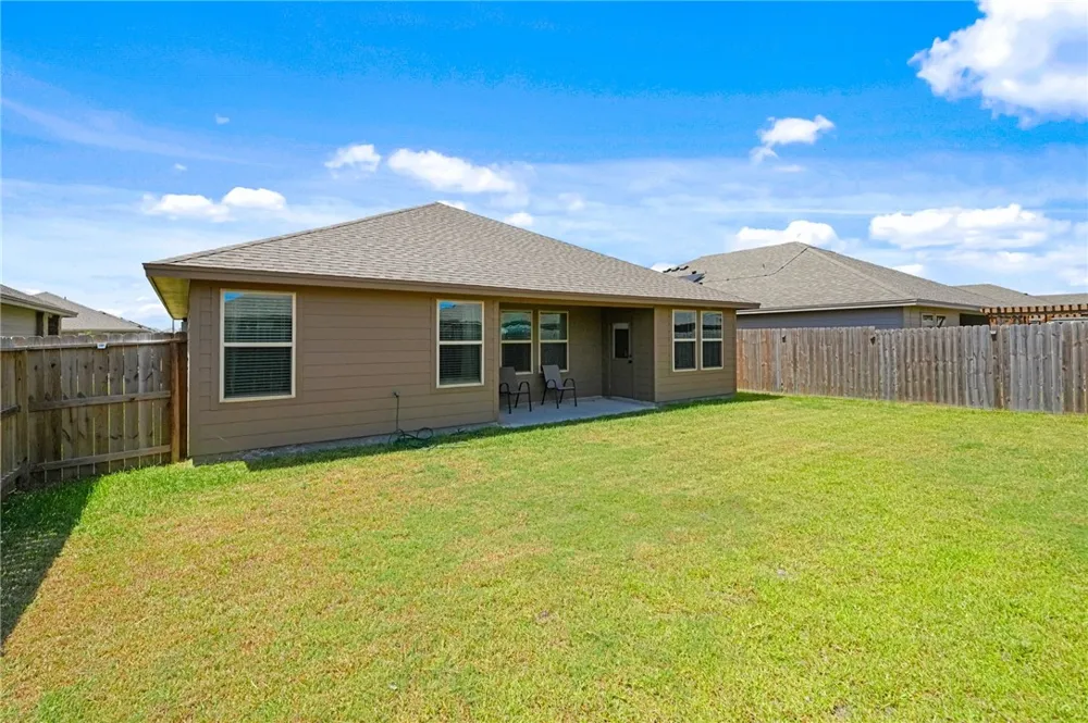 7758 Lariat Toss Drive Corpus Christi, TX 78414