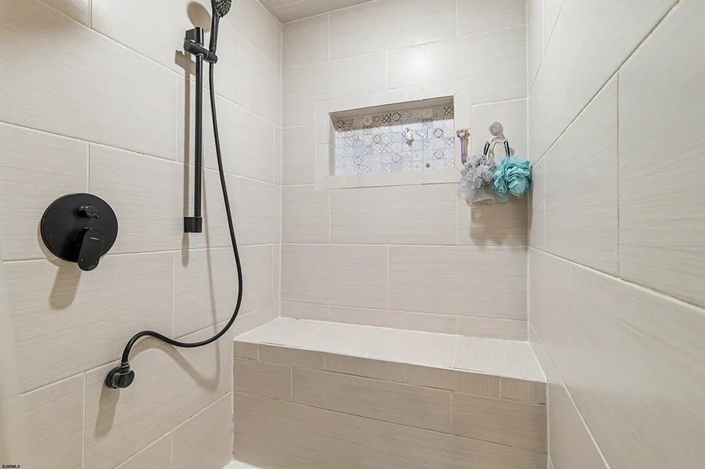 276 W Koch Ave Galloway Township, NJ 08205