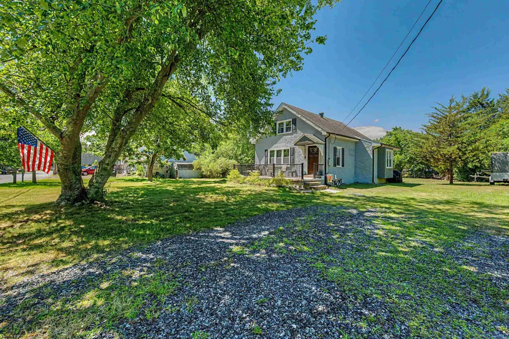 276 W Koch Ave Galloway Township, NJ 08205