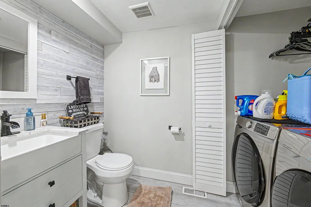 276 W Koch Ave Galloway Township, NJ 08205