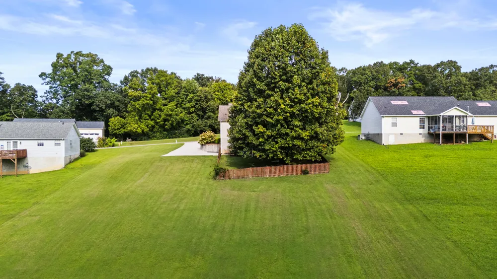 8916 Wings Way Hixson, TN 37343