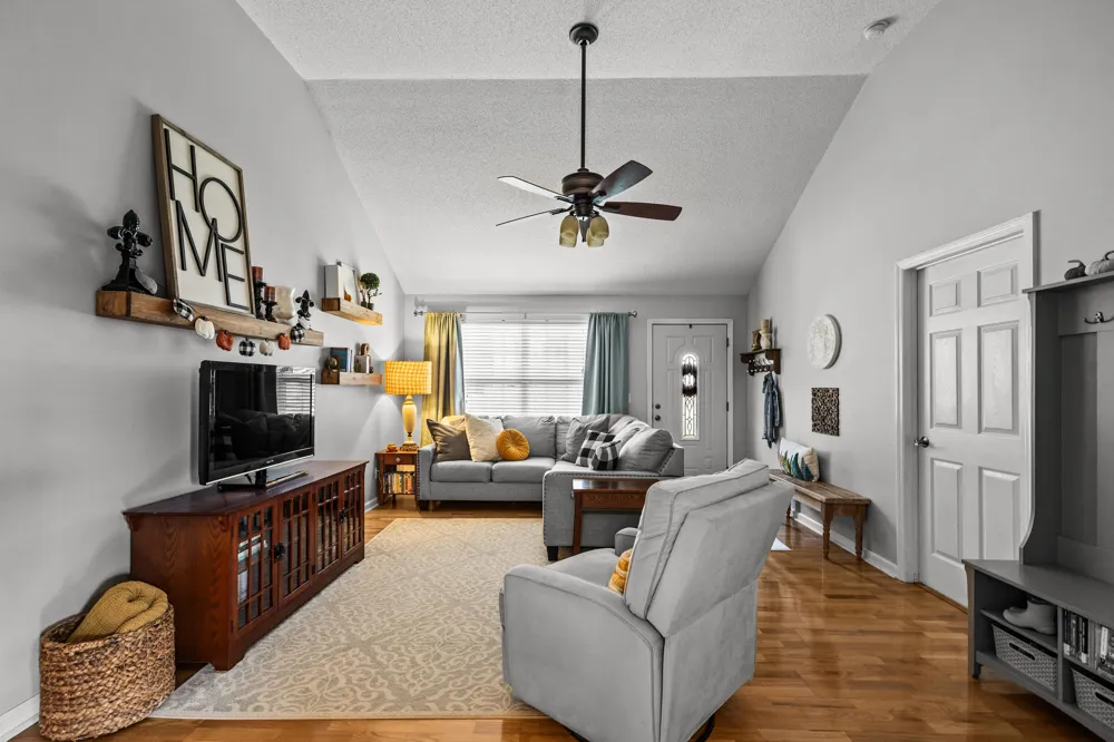 8916 Wings Way Hixson, TN 37343