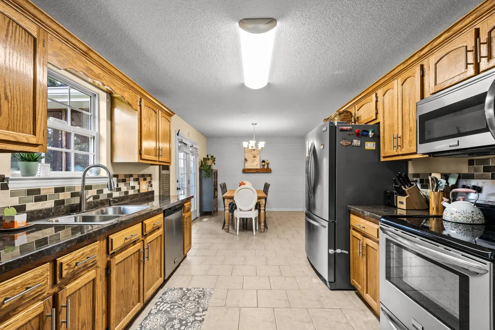 8916 Wings Way Hixson, TN 37343