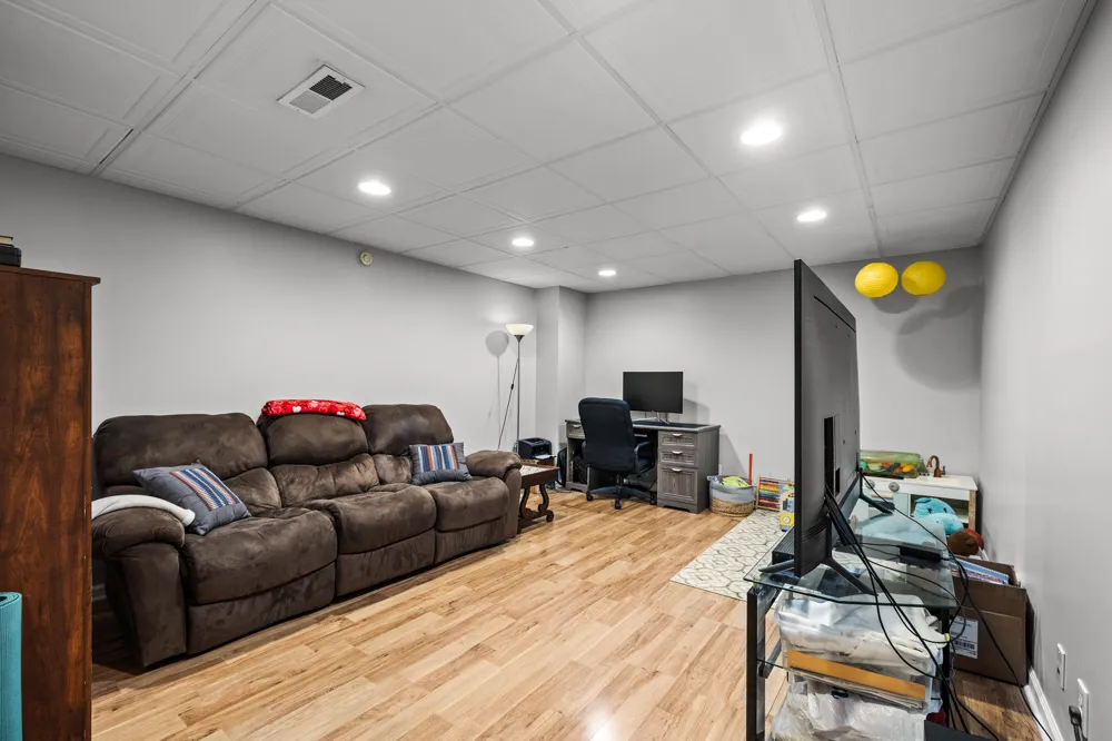 8916 Wings Way Hixson, TN 37343
