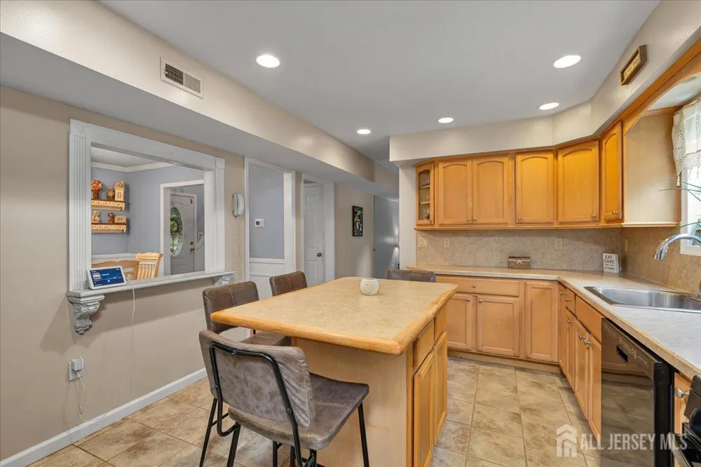102 Fawn Drive Old Bridge, NJ 07747