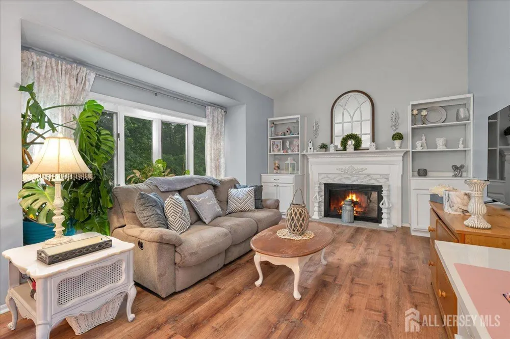 102 Fawn Drive Old Bridge, NJ 07747