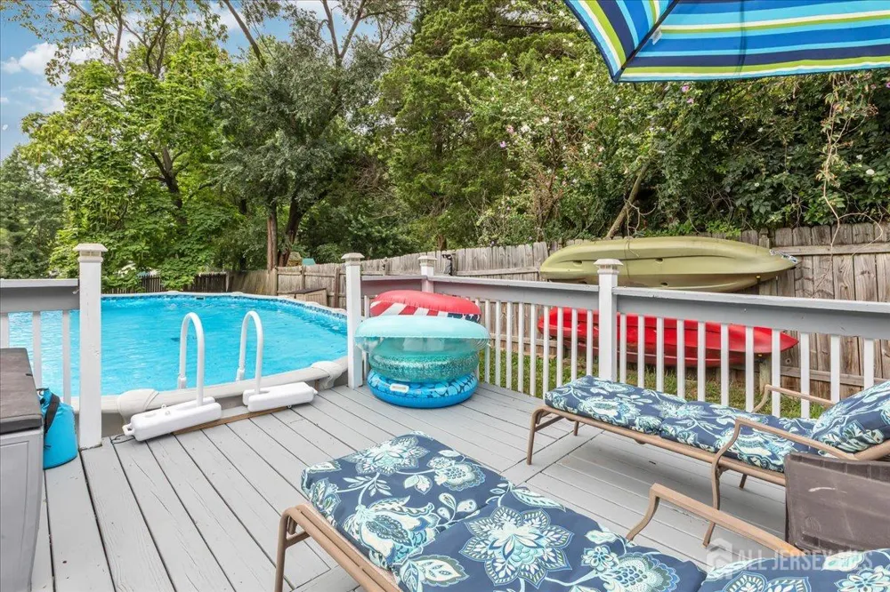 102 Fawn Drive Old Bridge, NJ 07747