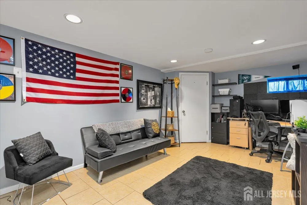102 Fawn Drive Old Bridge, NJ 07747