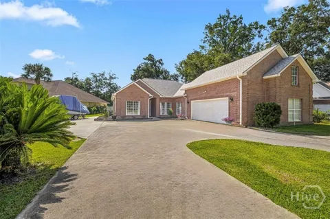 118 Regal Road