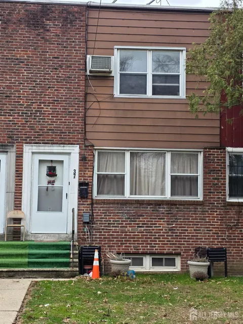 37 Bruce Park Drive
