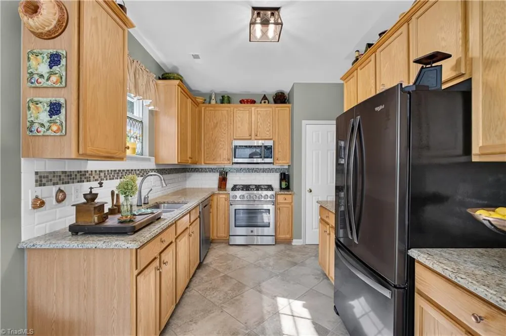 232 Channel Cove Court Jamestown, NC 27282