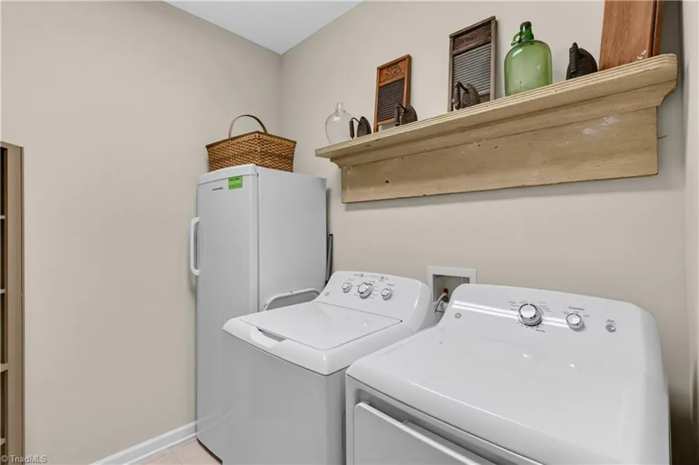 232 Channel Cove Court Jamestown, NC 27282