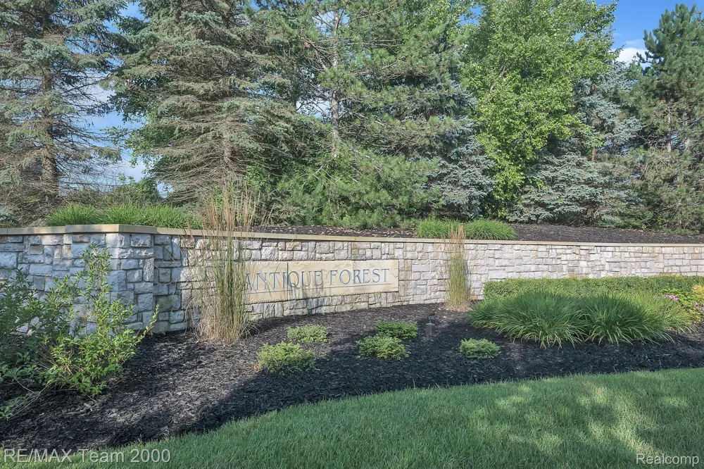 1248 LASALLE ROAD Canton Charter Township, MI 48187