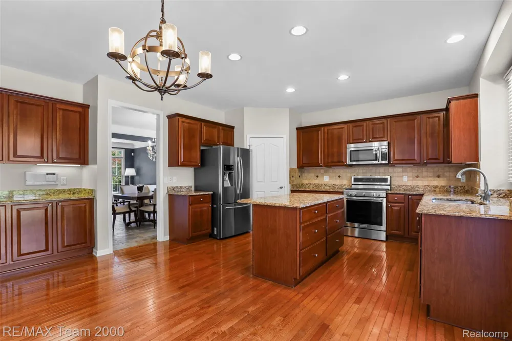 1248 LASALLE ROAD Canton Charter Township, MI 48187